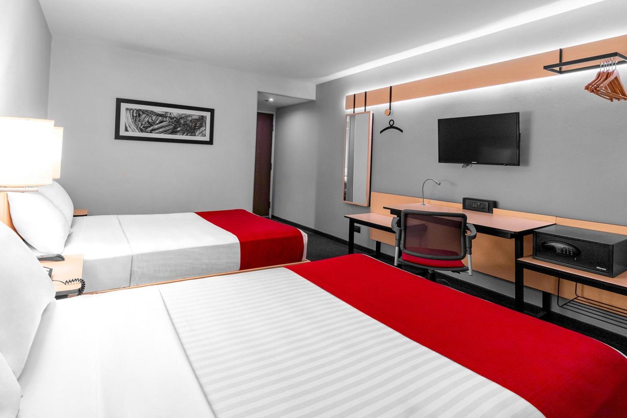 City Express Plus By Marriott Guadalajara Expo Zapopan Esterno foto