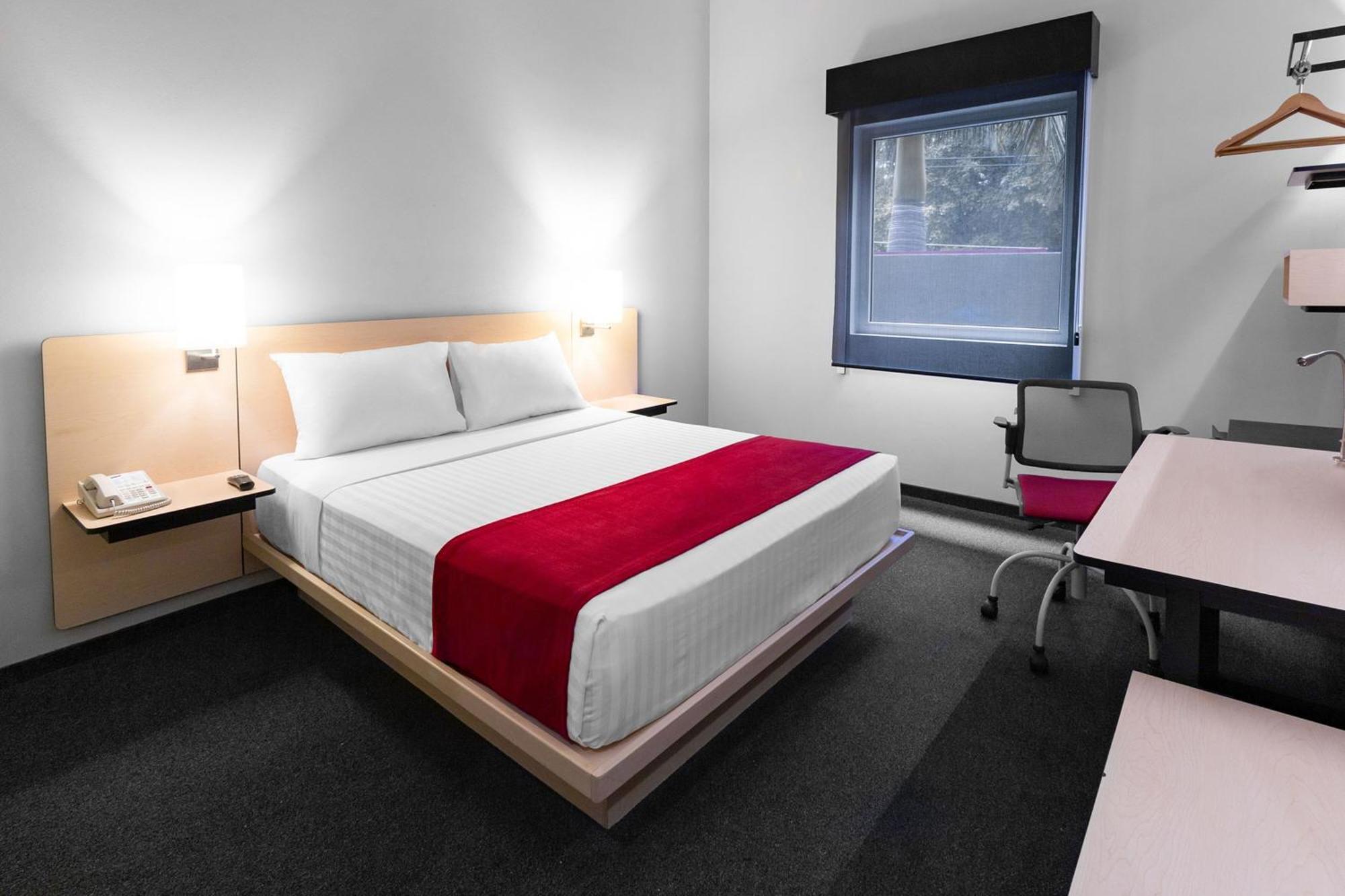 City Express Plus By Marriott Guadalajara Expo Zapopan Esterno foto