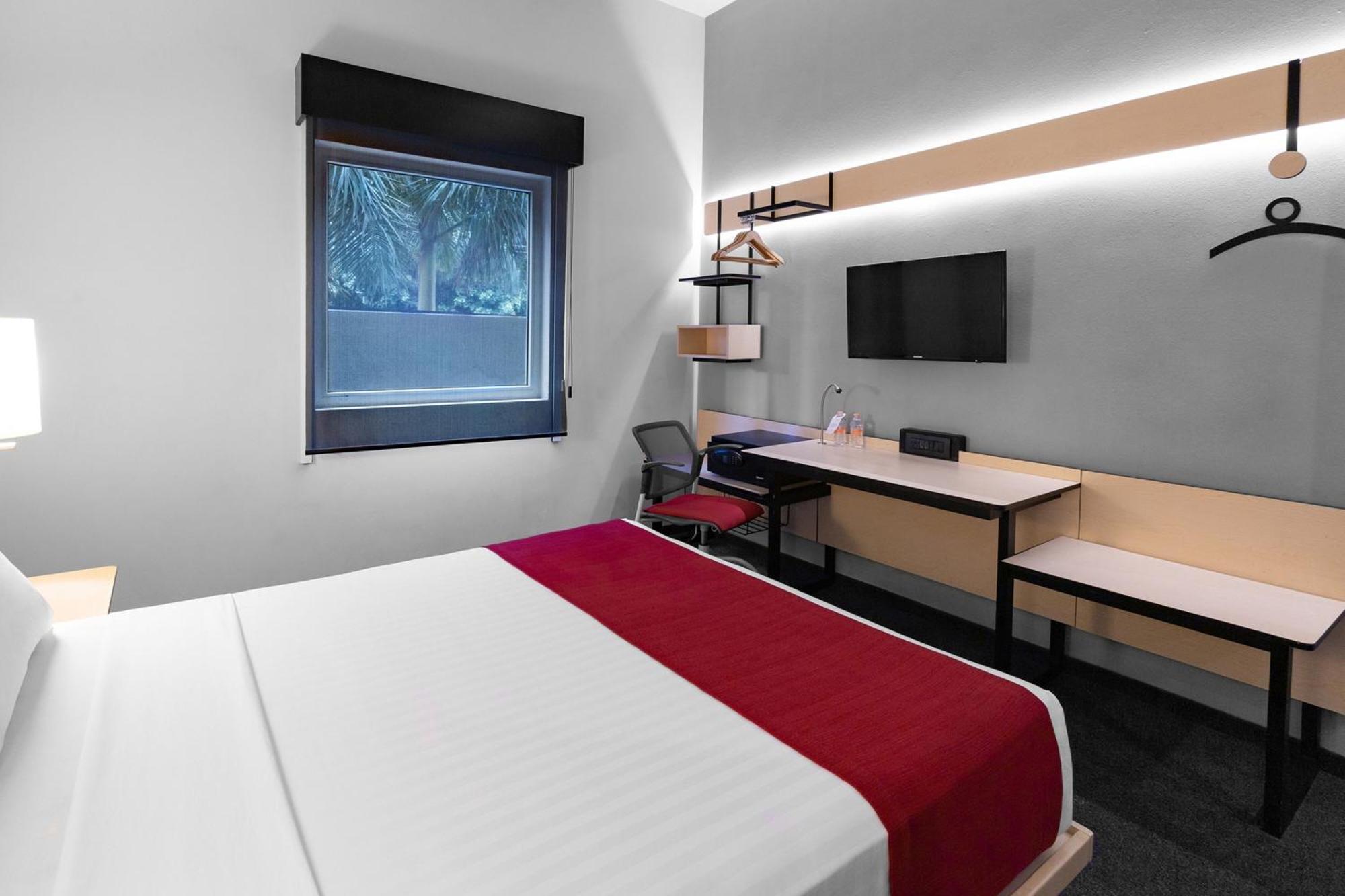 City Express Plus By Marriott Guadalajara Expo Zapopan Esterno foto
