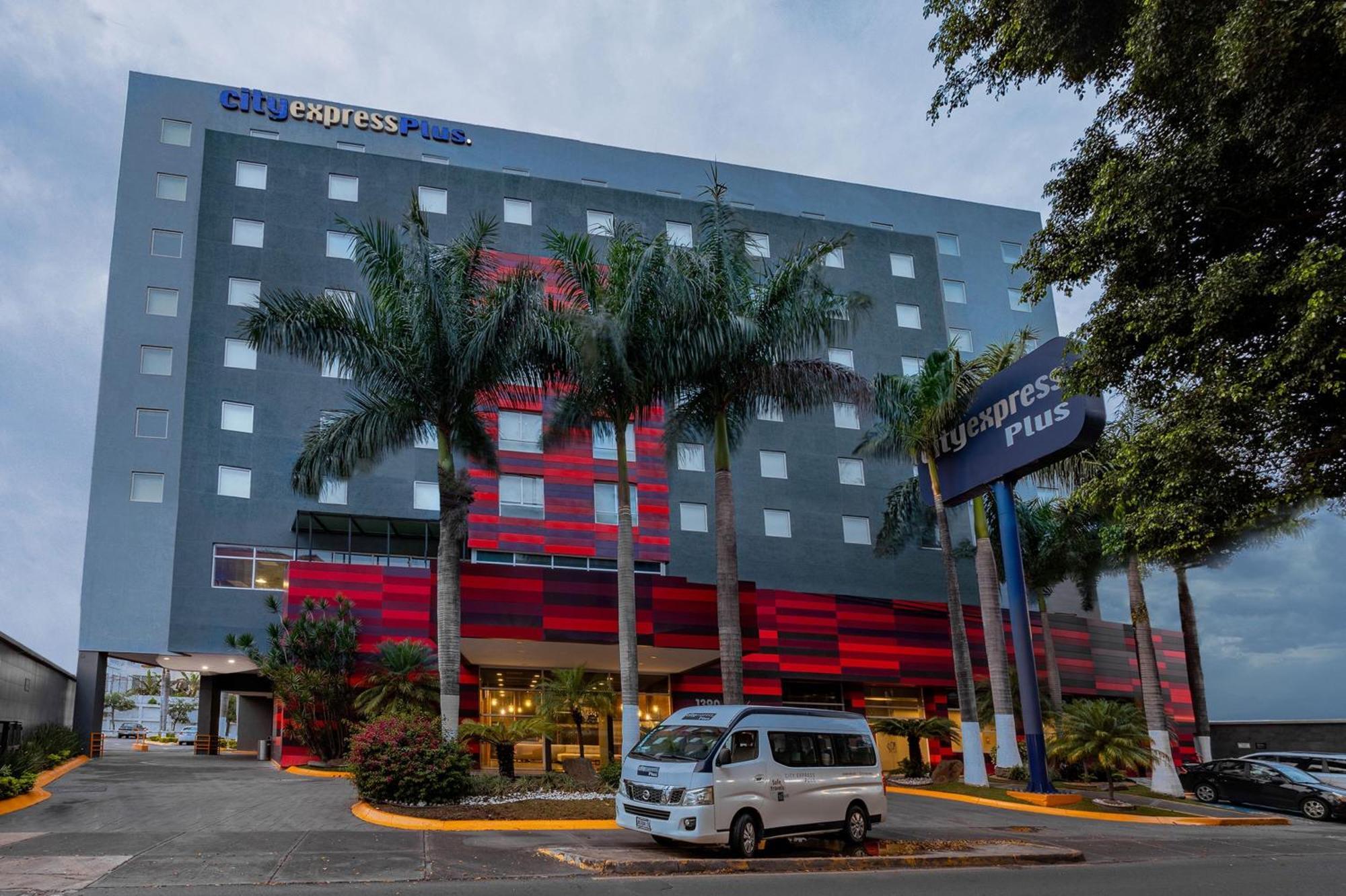 City Express Plus By Marriott Guadalajara Expo Zapopan Esterno foto