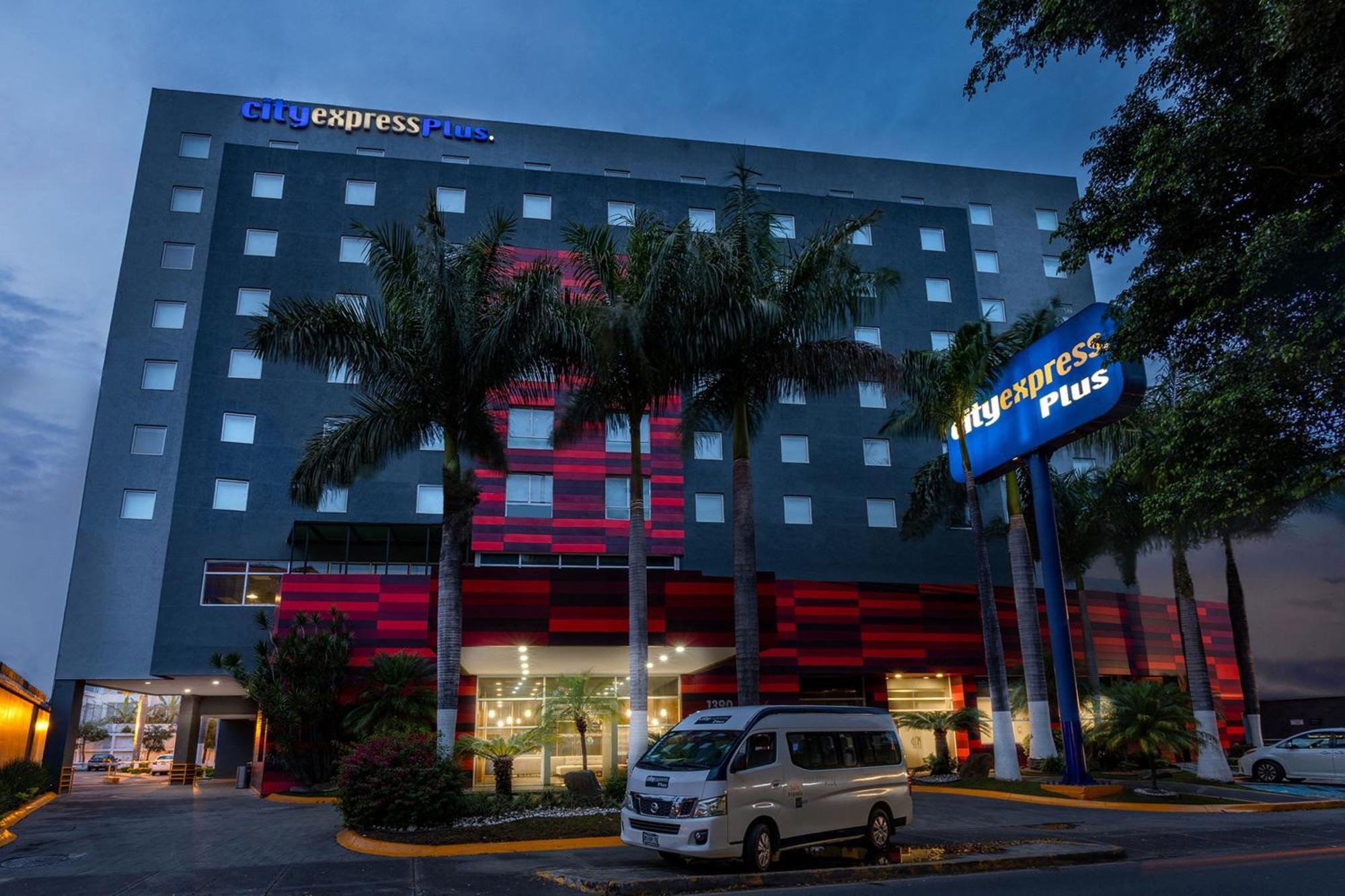 City Express Plus By Marriott Guadalajara Expo Zapopan Esterno foto