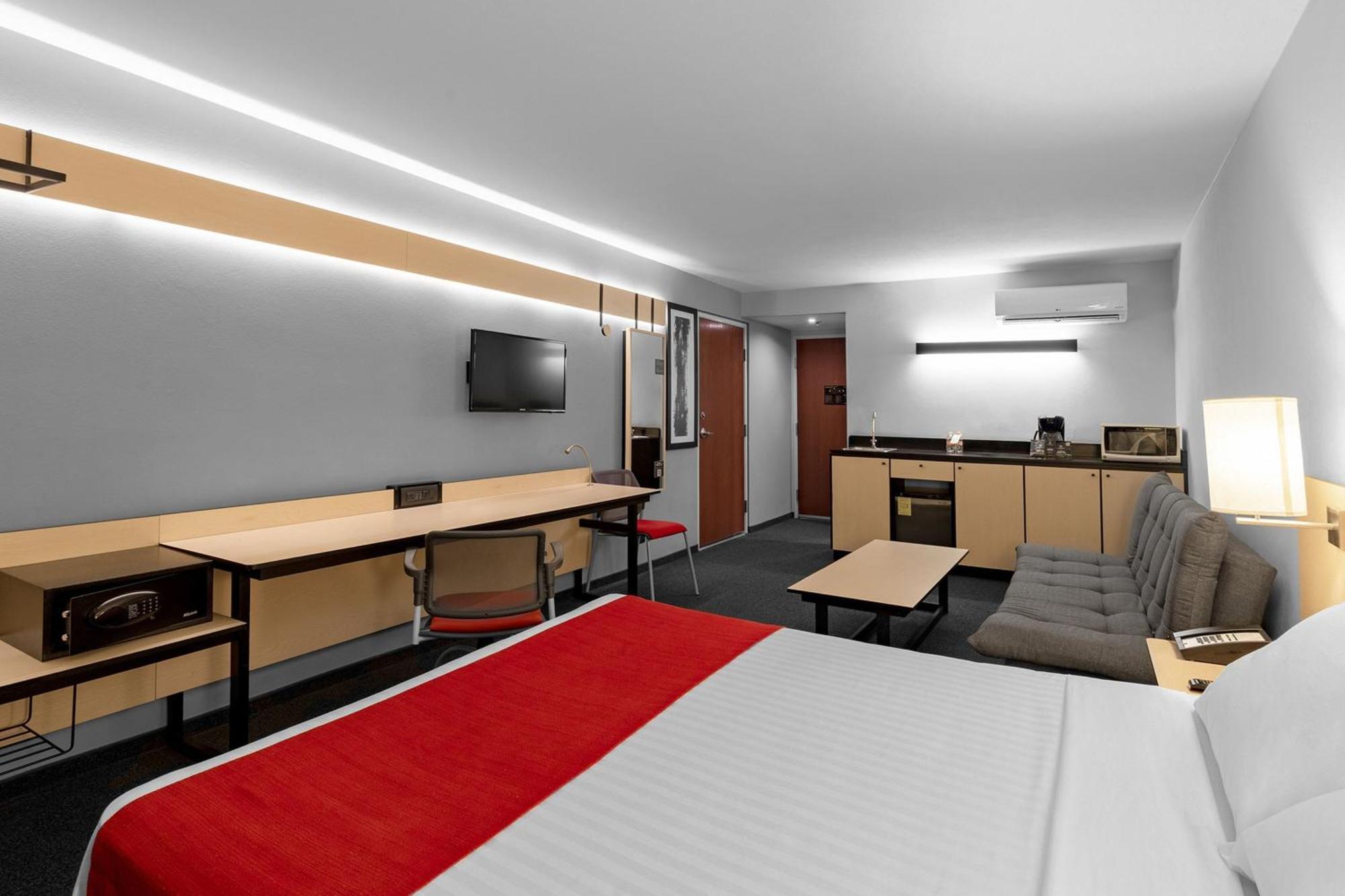 City Express Plus By Marriott Guadalajara Expo Zapopan Esterno foto